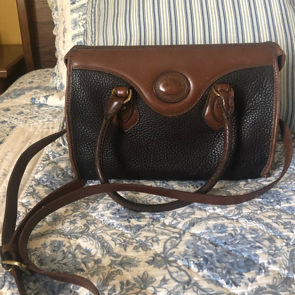 authentic large vintage Dooney and Bourke!